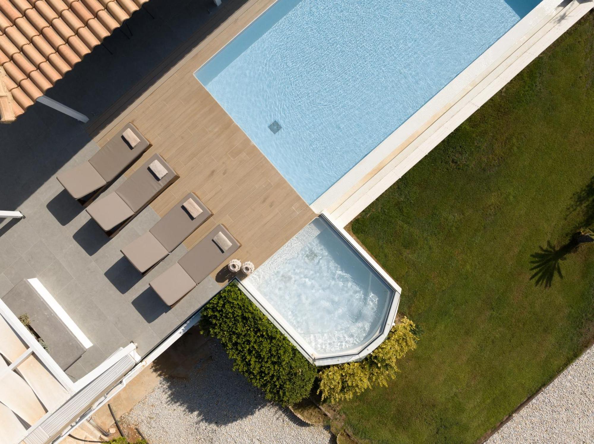 Alba Bianca Villa, Family Retreat With Heated Pool By Thinkvilla Hersonissos (Crete) Exterior foto