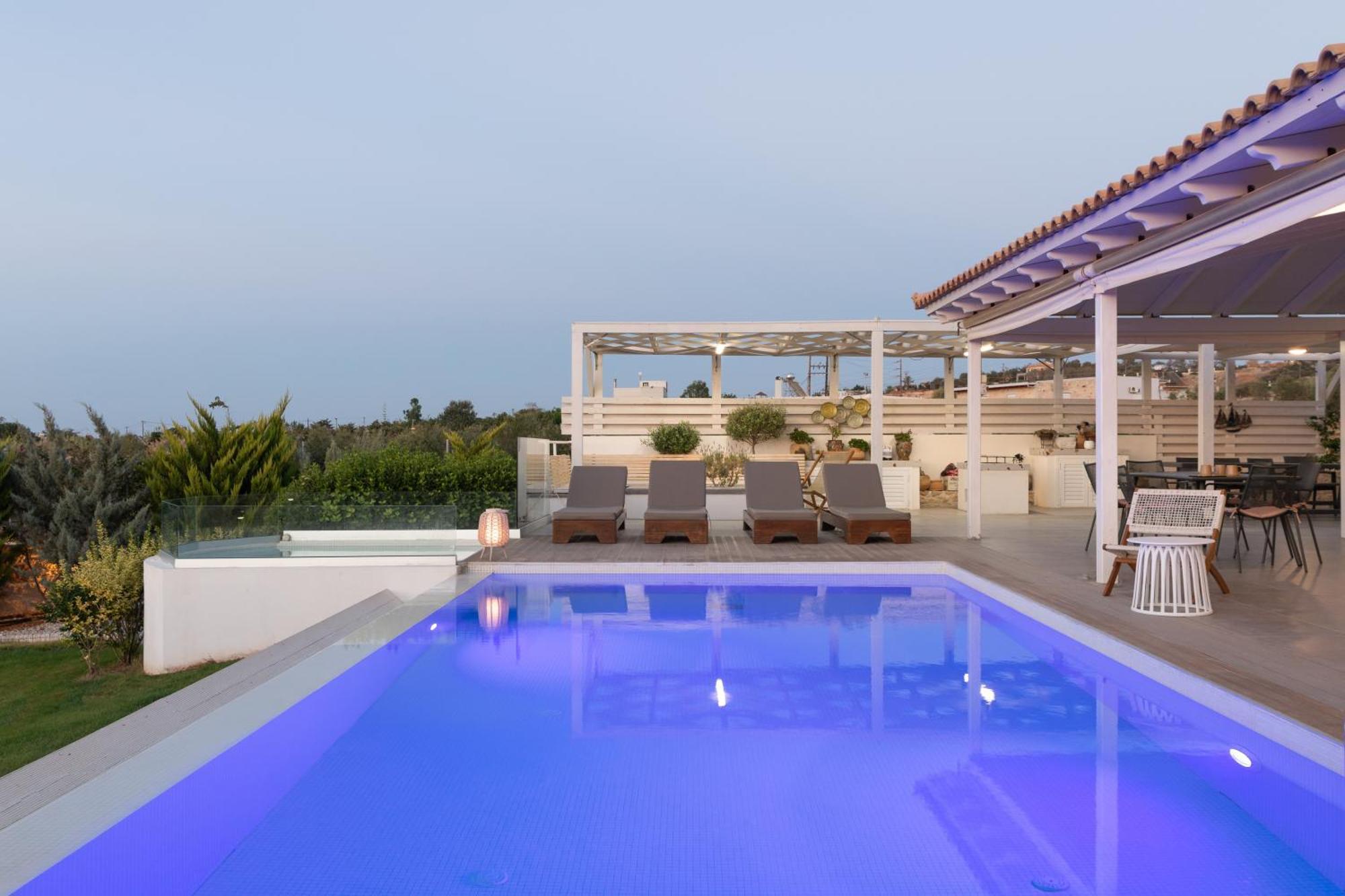 Alba Bianca Villa, Family Retreat With Heated Pool By Thinkvilla Hersonissos (Crete) Exterior foto