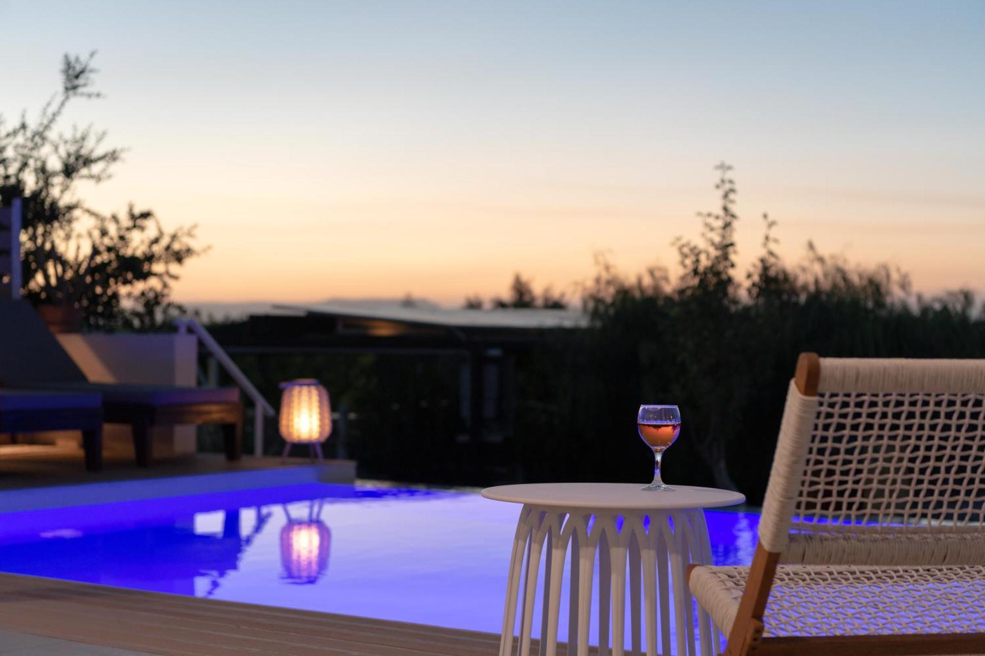 Alba Bianca Villa, Family Retreat With Heated Pool By Thinkvilla Hersonissos (Crete) Exterior foto